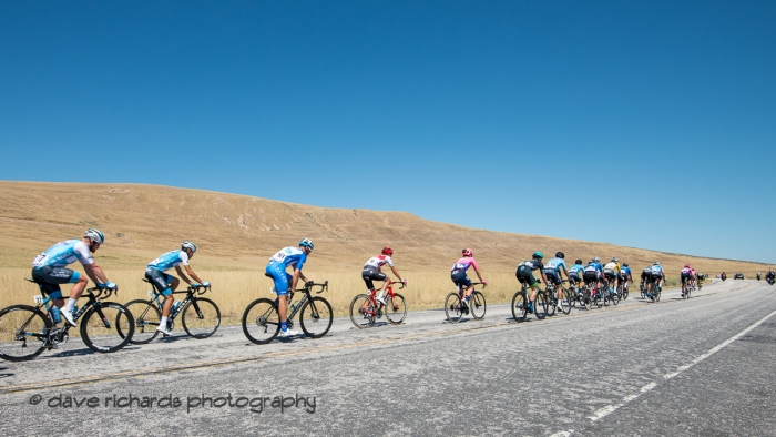 And they're gone! Stage 3 - Antelope Island State Park to North Salt Lake City, 2019 LHM Tour of Utah (Photo by Dave Richards, daverphoto.com)
