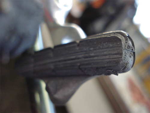 Worn bocycle Brake-pads beyond wear grooves