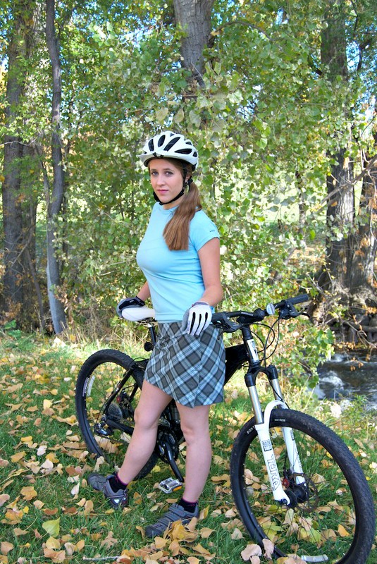 Dasawamedh Women's Cycling Skirts Built-in 3D Padded Shorts with Hidden Pocket 