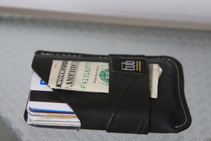 Tüb's Simple Wallet is perfect for the minimalist cyclist. Photo by Dave Iltis