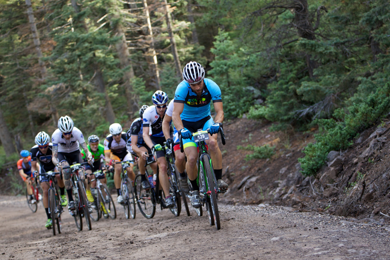 The pro men on the climb in the 2014 Crusher in the Tusher. Photo by Cathy Fegan-Kim, Cottonsoxphotography.com